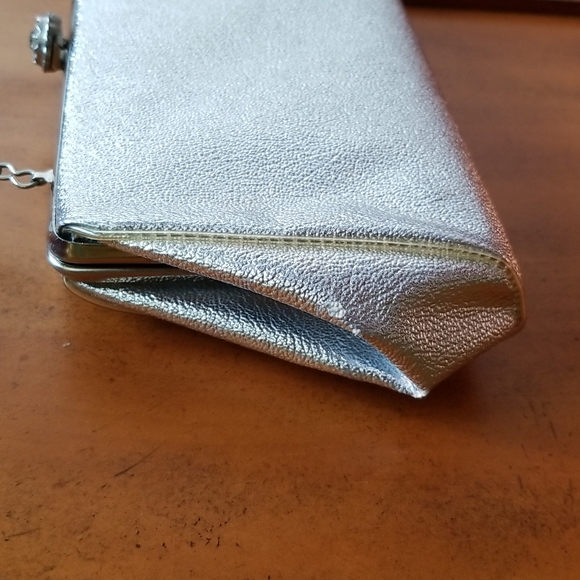 Silver Purse - Picture 6 of 16
